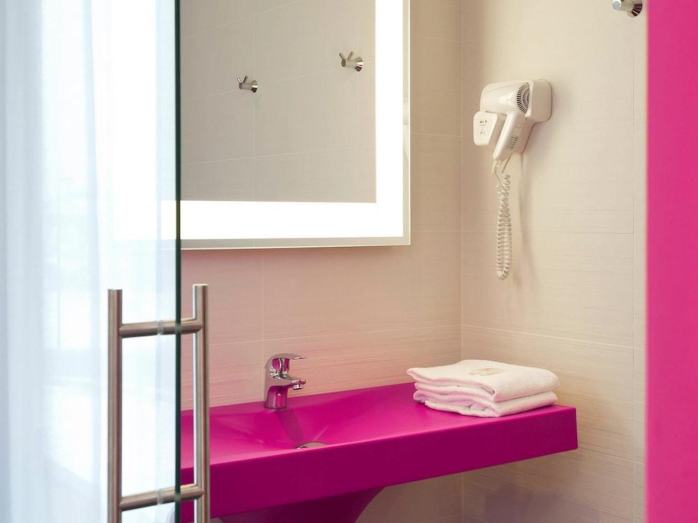 Ibis Styles Nivelles Exterior foto
