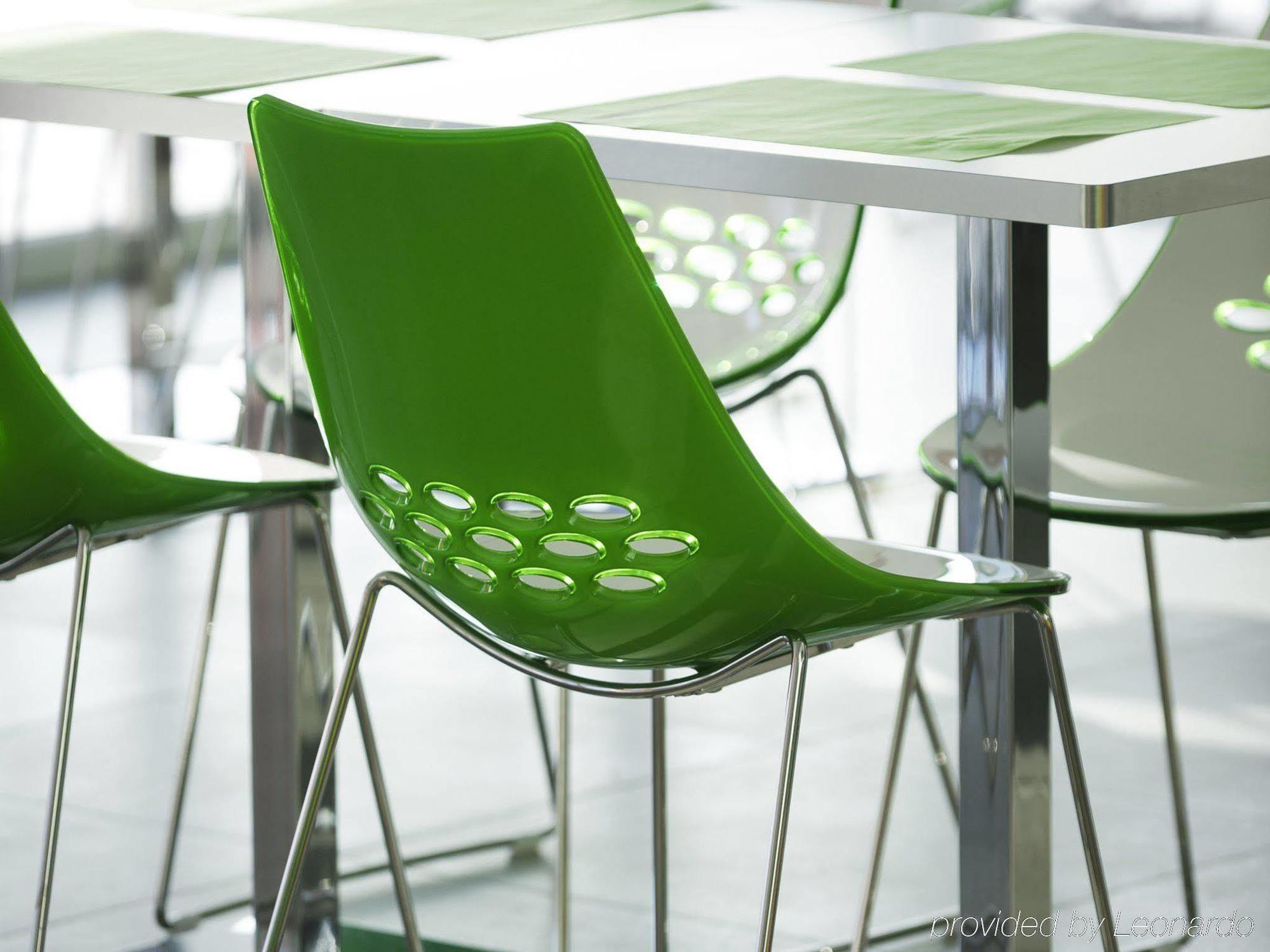 Ibis Styles Nivelles Exterior foto
