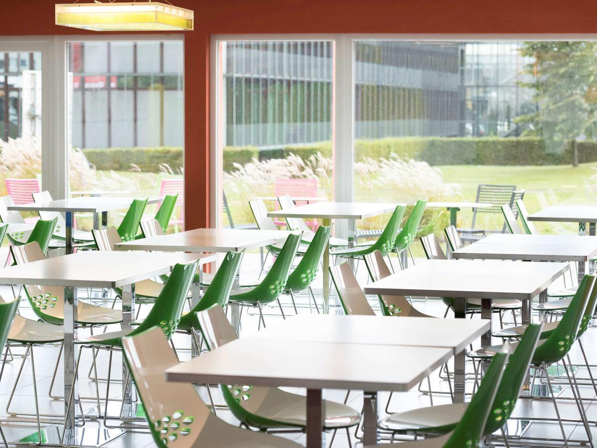Ibis Styles Nivelles Exterior foto