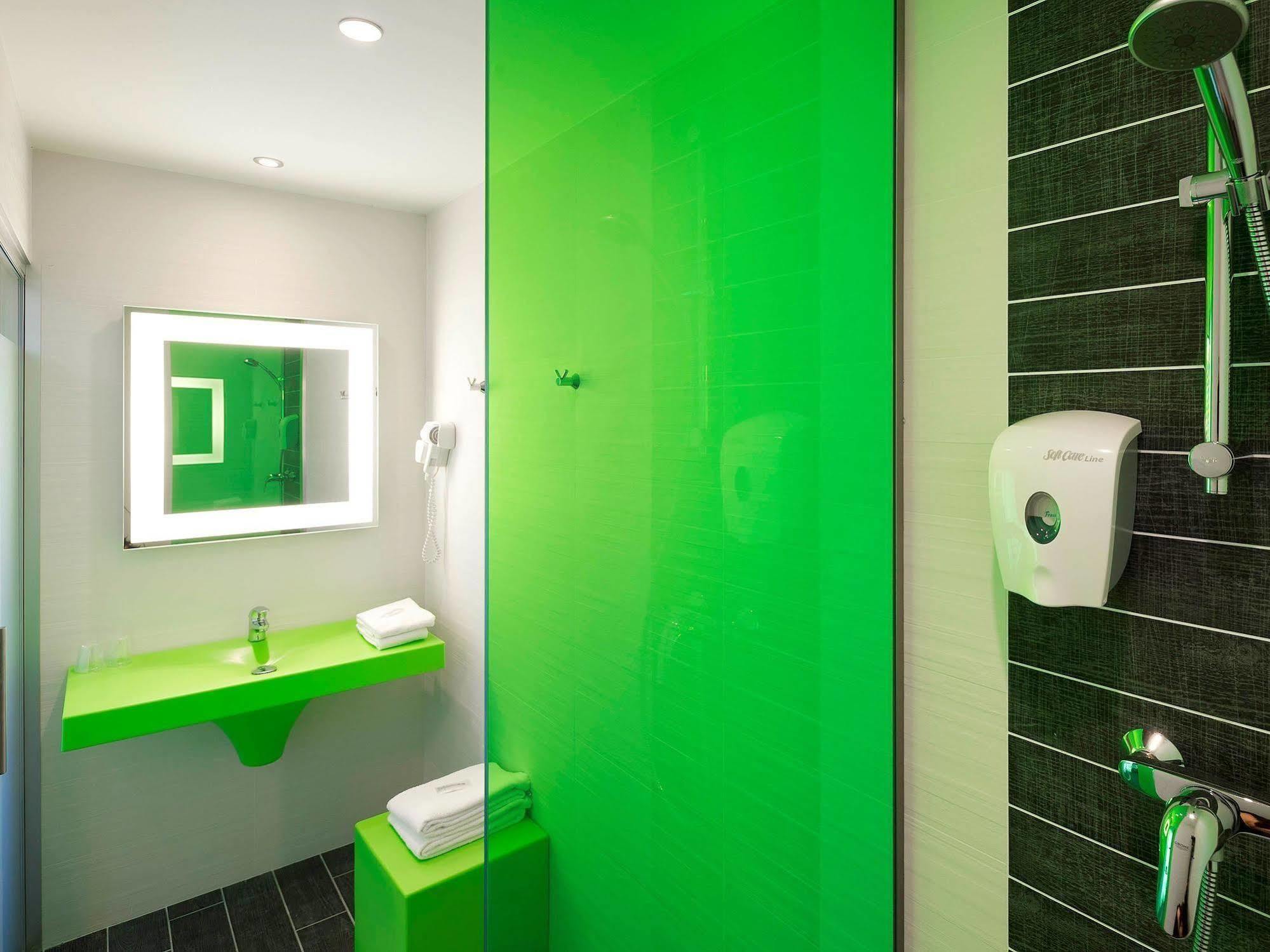 Ibis Styles Nivelles Exterior foto