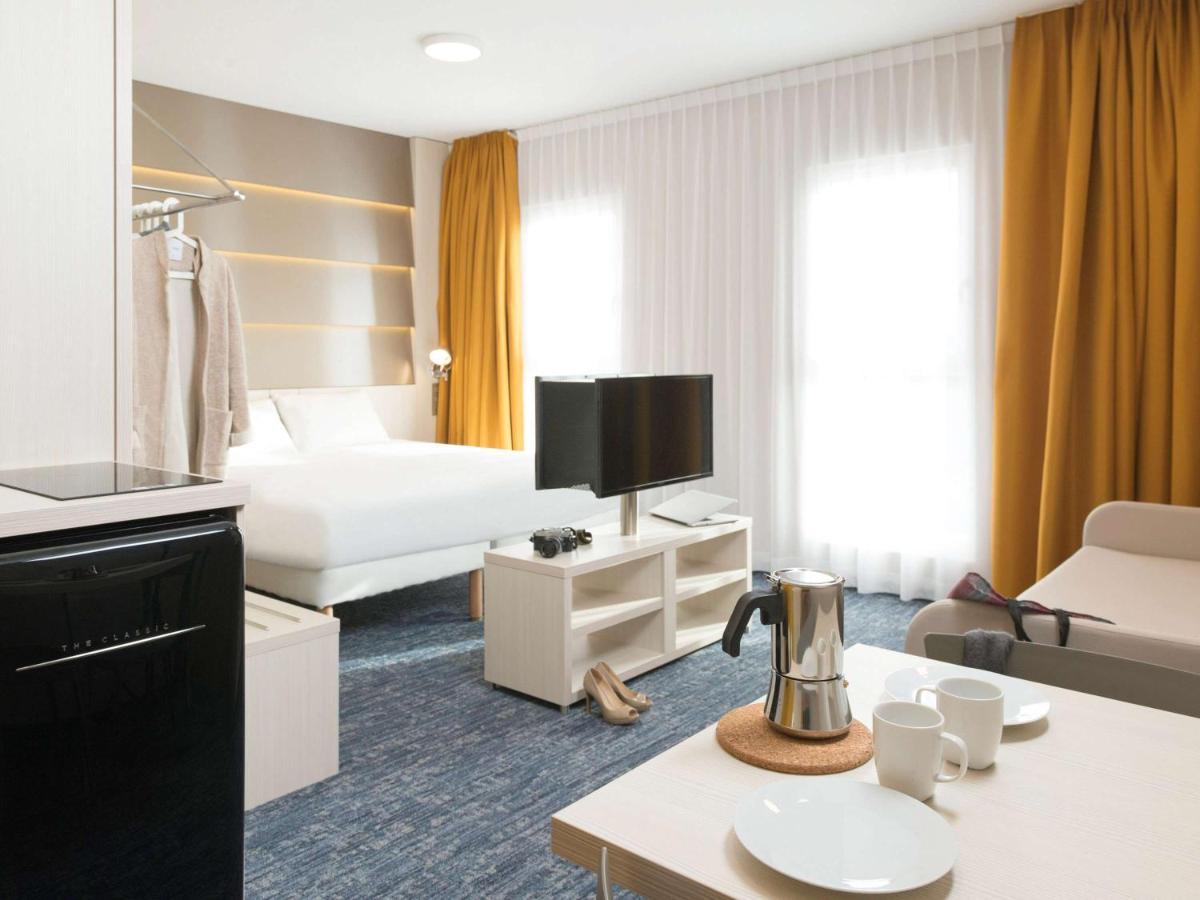 Ibis Styles Nivelles Exterior foto
