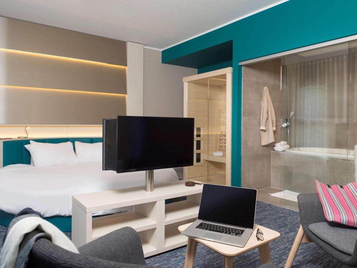 Ibis Styles Nivelles Exterior foto